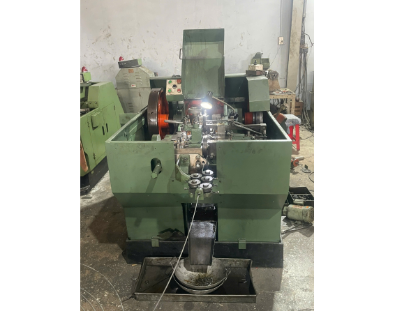 Máy cán ren bulong ốc vít 